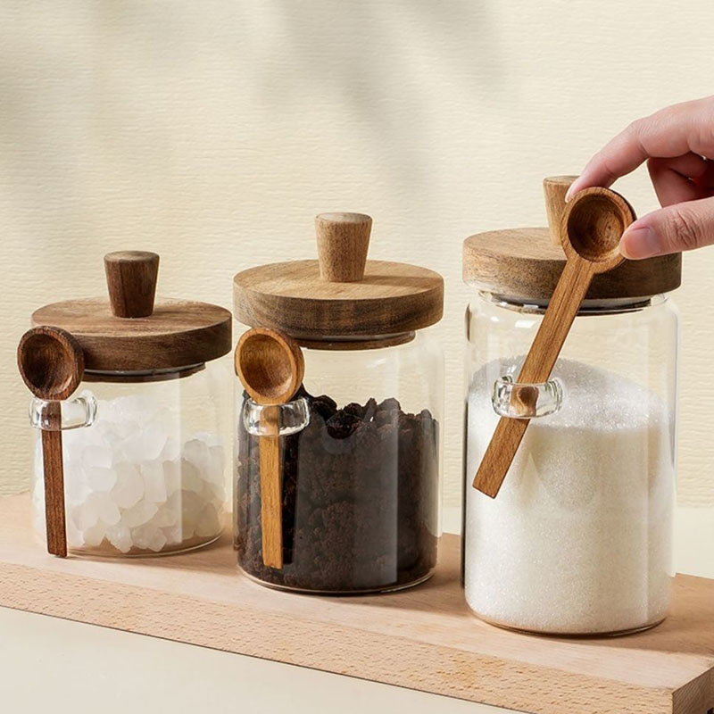 جرة الوجبات الخفيفة من الزجاج  - مراجعة Kitchen Bank وسعره