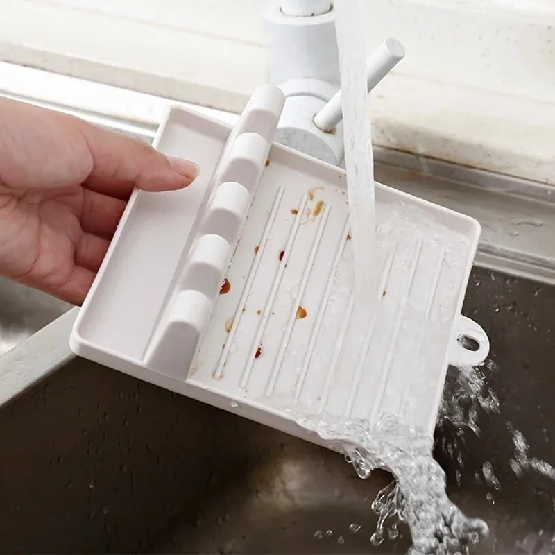 حامل غطاء المقلاة يدعم الملاعق - مراجعة Kitchen Baking Pan Organizer وسعره