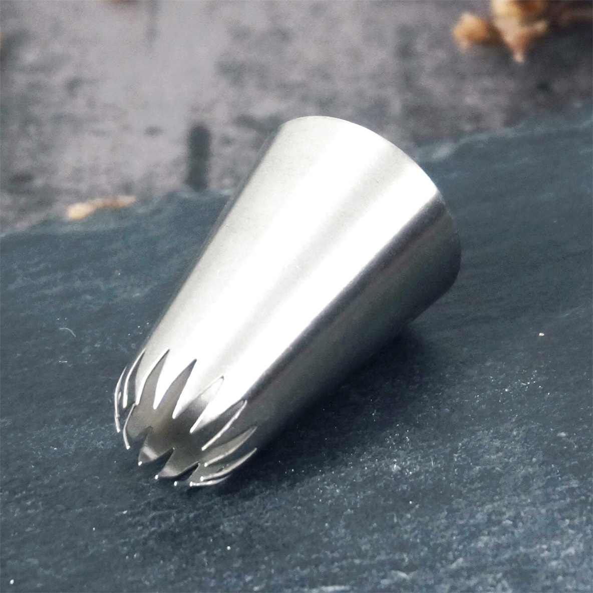 # 6B الأنابيب فوهة كعكة تزيين  - مراجعة Decorating Tip Set وسعره